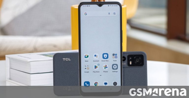 Unboxing the TCL 40 NxtPaper 5G – Discover the Future of 5G Technology!