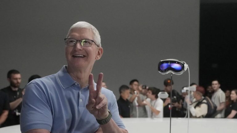 Exclusive Insider Tips from Tim Cook: How to Land a Job at Apple