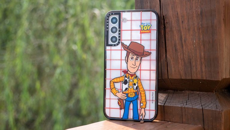 Dbrand and JRE Take Legal Action Against Casetify for Skin Design Copycatting