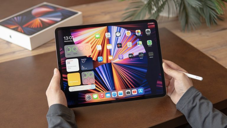 Snag Apple’s M1-Powered iPad Pro 12.9 (2021) at a Giant Discount – Limited Time Only!