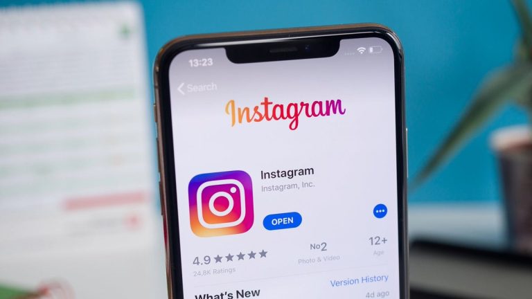 Unlock the Power of Instagram’s New Profile-Sharing Feature for Stories!