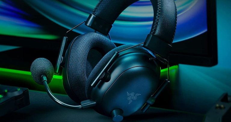 Score up to 44% Off a Brand New Razer BlackShark V2 Pro Wireless Gaming Headset for Ultimate Savings!